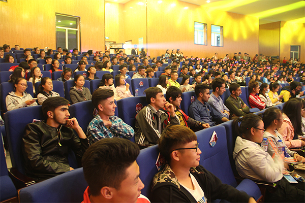 乐鱼·体育官方网站举行2016级新生开学典礼暨迎新晚会 乐鱼·体育官方网站举行2016级新生开学典礼暨迎新晚会